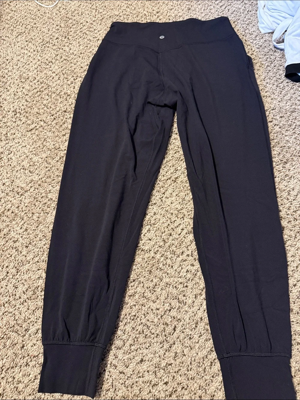 black Lululemon Align Joggers